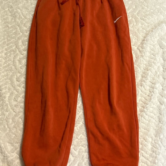 Oversized Orange Nike Sweatpants - Picture 1 of 4